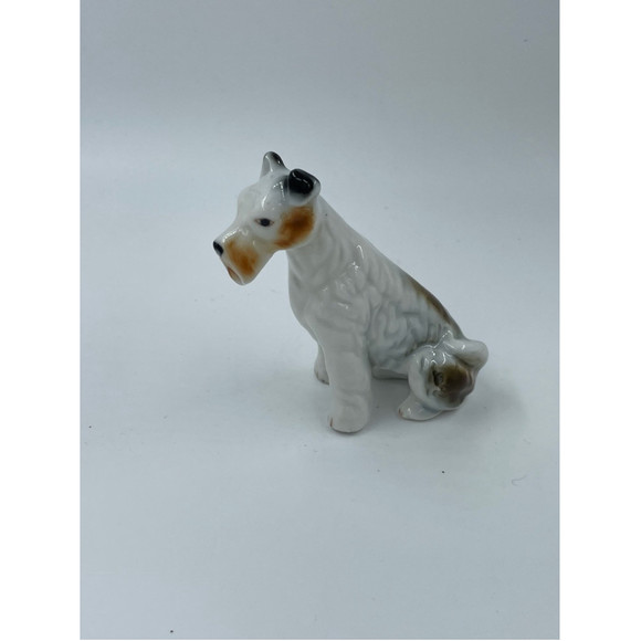 Wire Hair Terrier Figurine - Picture 5 of 7